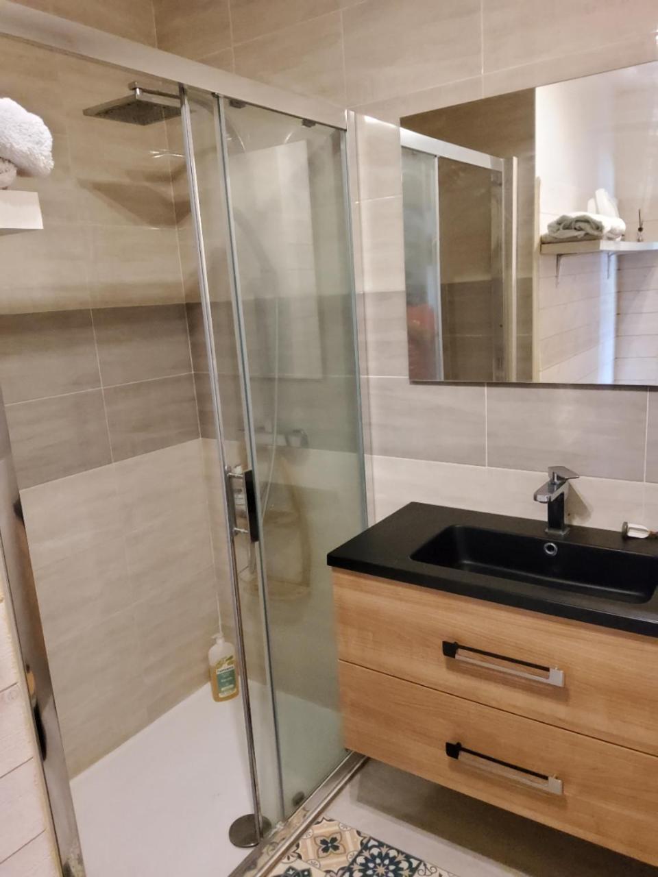 Appartement Entre Mer Et Corbieres Cuxac-dʼAude Екстериор снимка